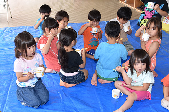 流しそうめん
