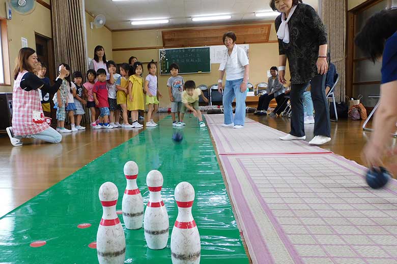 地域老人会と交流