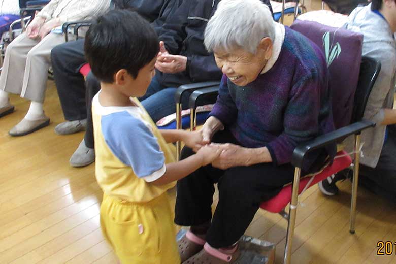 施設訪問